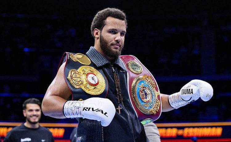Итаума стал первым номером WBO в супертяжелом весе после эффектной победы над Балогуном