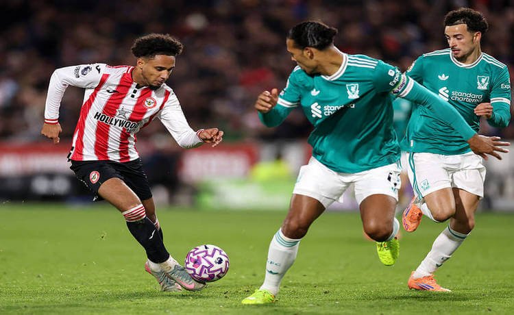 Капитан Ливерпуля - о кризисе в АПЛ: