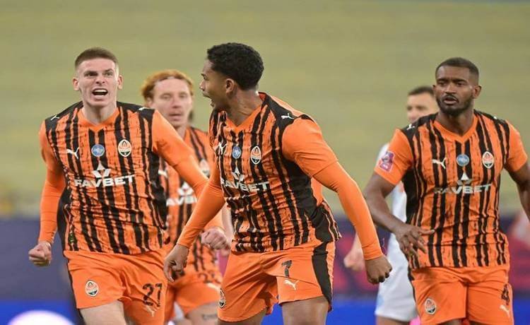 Шахтер получил оба приза тура УПЛ