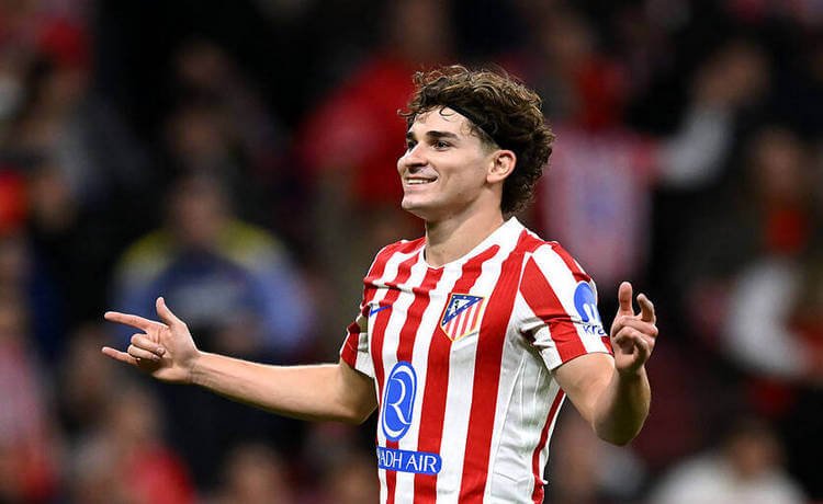 Хулиан Альварес планирует покинуть Атлетико следующим летом
