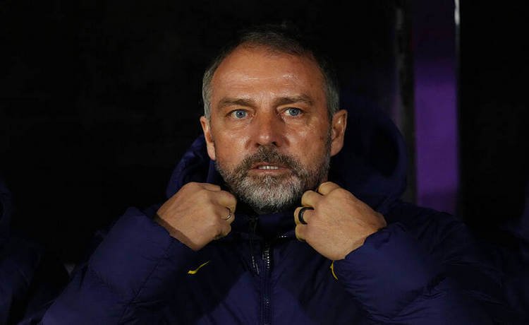 Барселона определилась с судьбой Ханси Флика