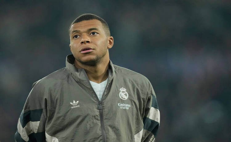 Лебеф - о Мбаппе: Он никогда не догонит Зидана