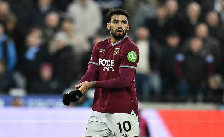 Аутсайдер АПЛ снизил ценник на лидера команды