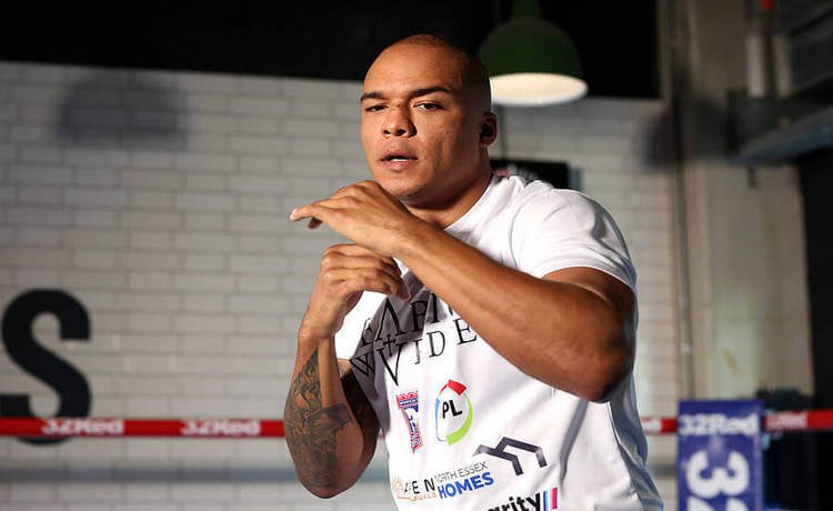 Уордли может провести защиту титула в бою с бывшим чемпионом