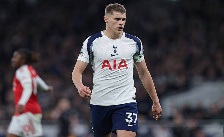 Ливерпуль может обновить трансферный рекорд предстоящим летом