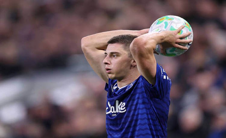 Оценка Миколенко в игре против Бернли