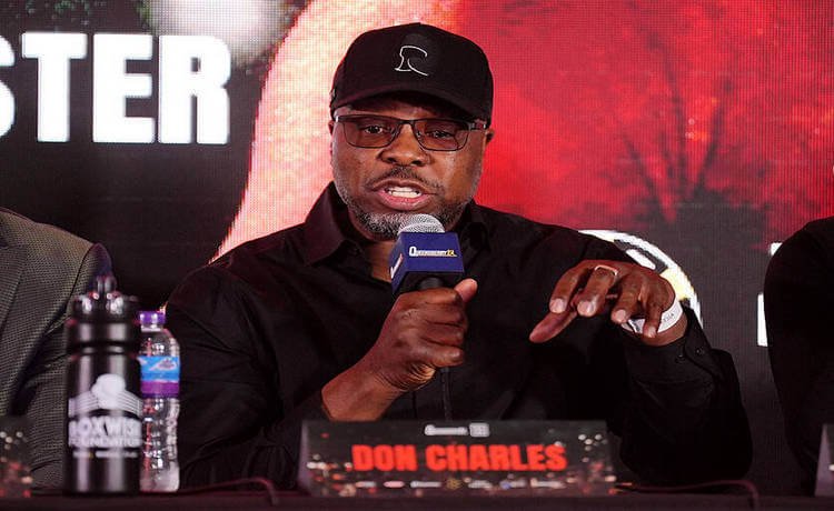 Тренер Дюбуа раскрыл план на бой с Уордли и вспомнил поражения от Усика