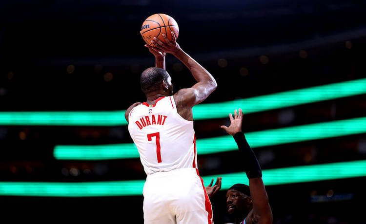 Дюрант обогнал Джордана в списке лучших бомбардиров