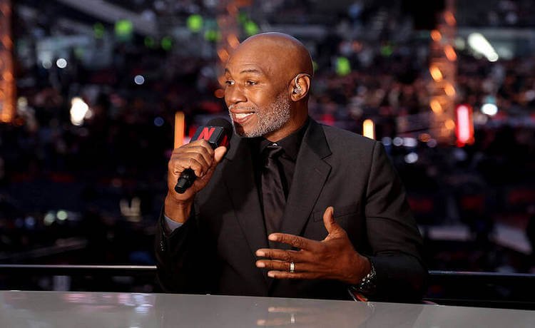 Леннокс Льюис поддержал решение Джошуа не отвечать Фьюри