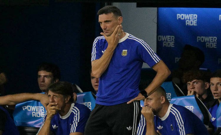 Реал нацелился на тренера который выиграл Мундиаль