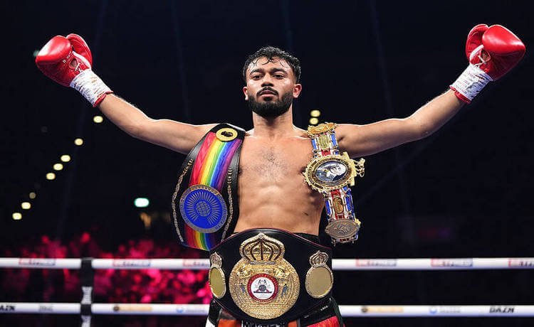 "Ты следующий Принц Насим Хамед": легенда растрогал чемпиона